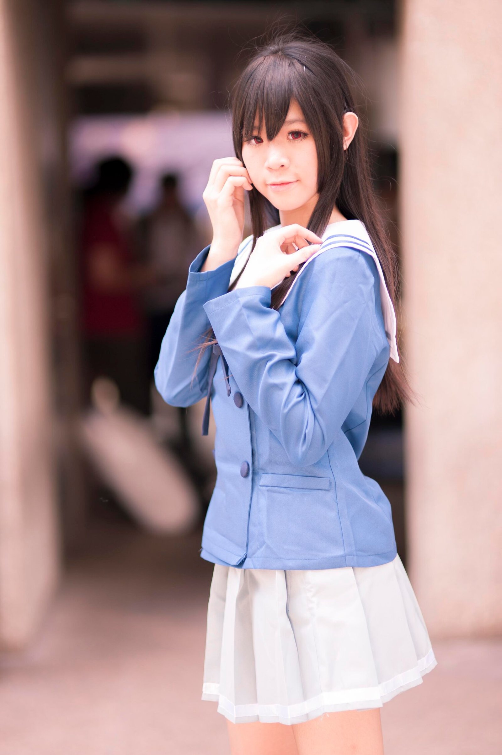 image shot on Sigma 85mm 1.4 on a Nikon D3, check the Bokeh