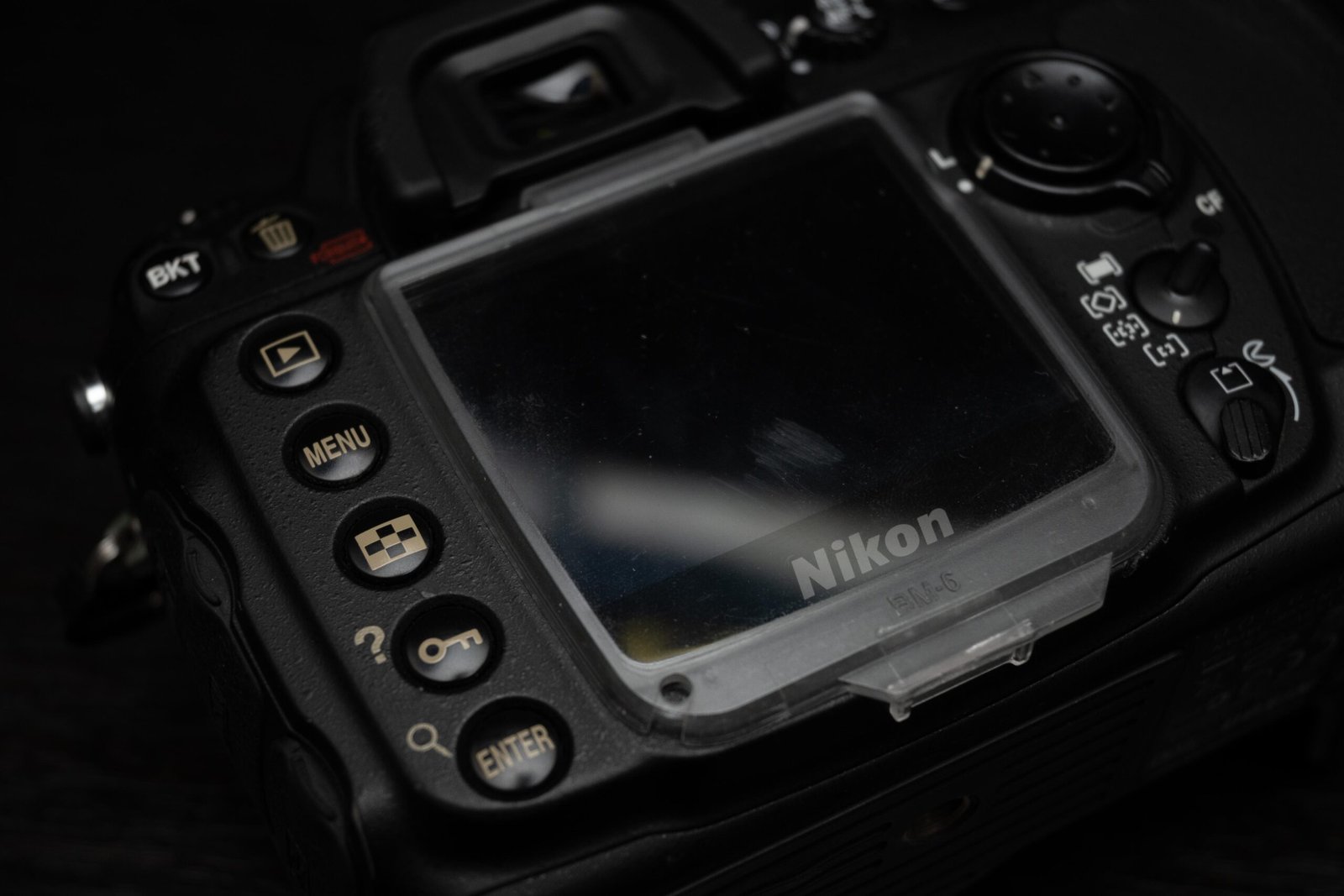 nikon d200 back plate showing the button layout