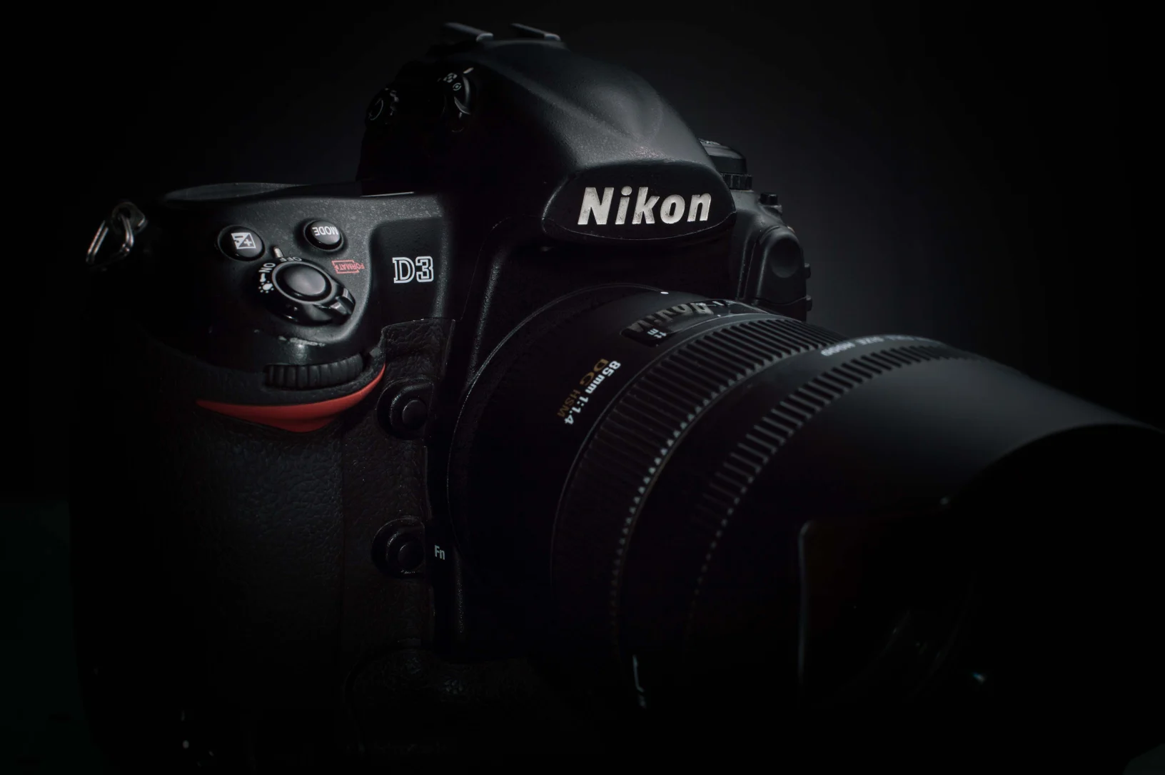 Review: Sigma 85mm f/1.4 HSM (Non Art) on the Nikon D3 (updated 2025)
